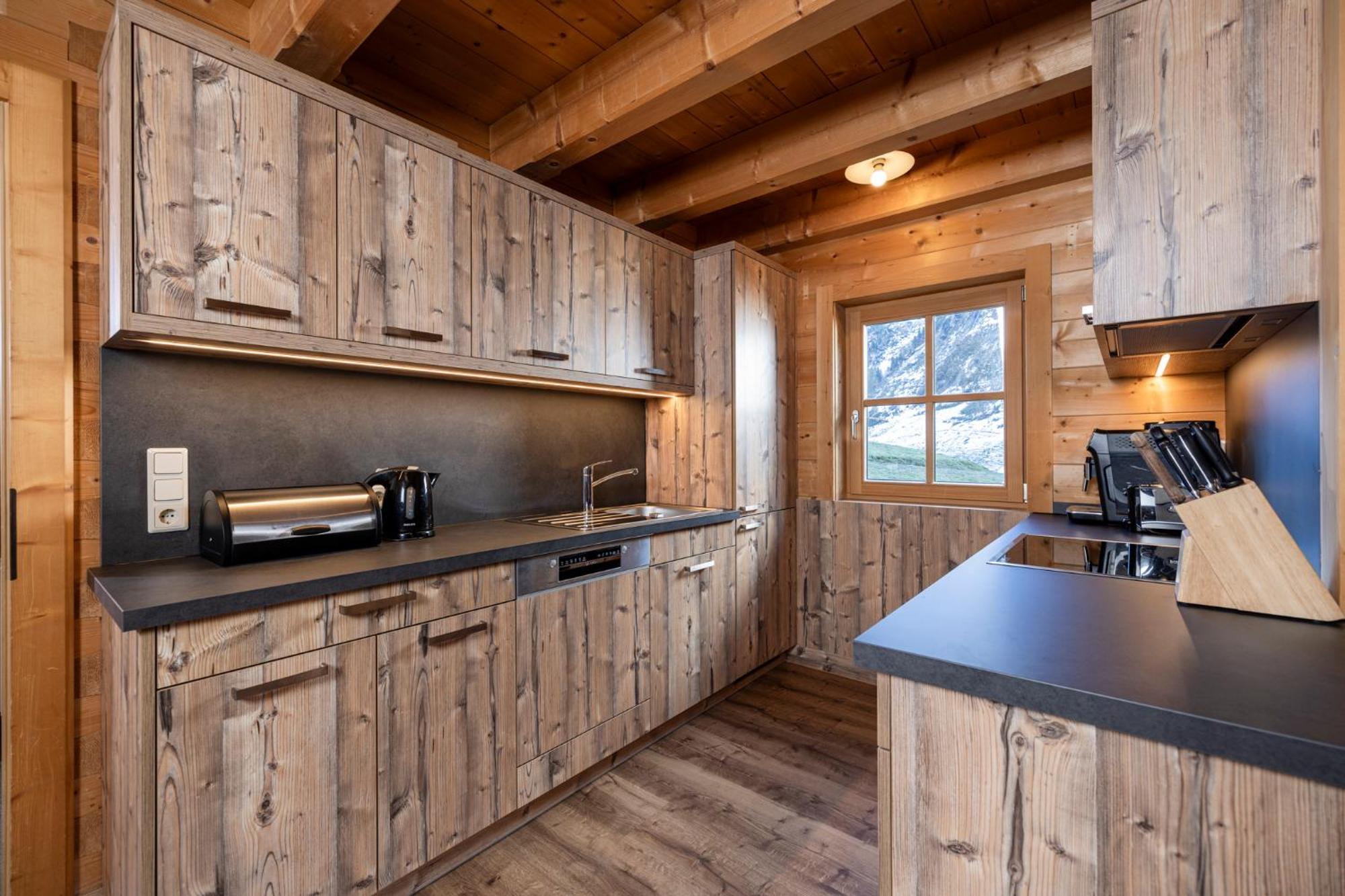 Family Lodge Maximilian Тукс Екстериор снимка